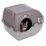 Self-cleaning litter box from Omega paw, easy as magic!